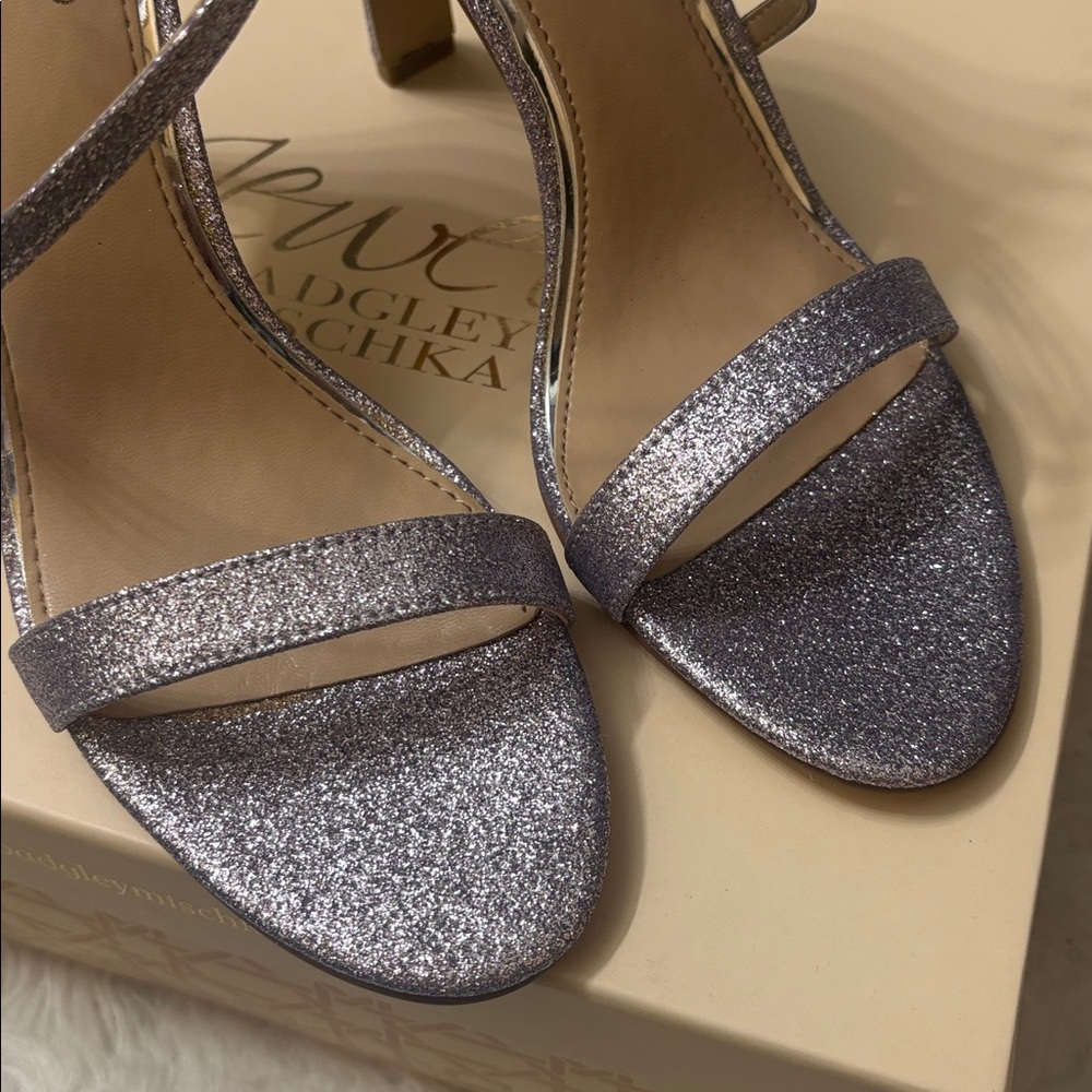 NEW In Box Jewel Badgley Mischka Purple Lilac Glitter Diana Strappy Heels Size 7 - Picture 2 of 16